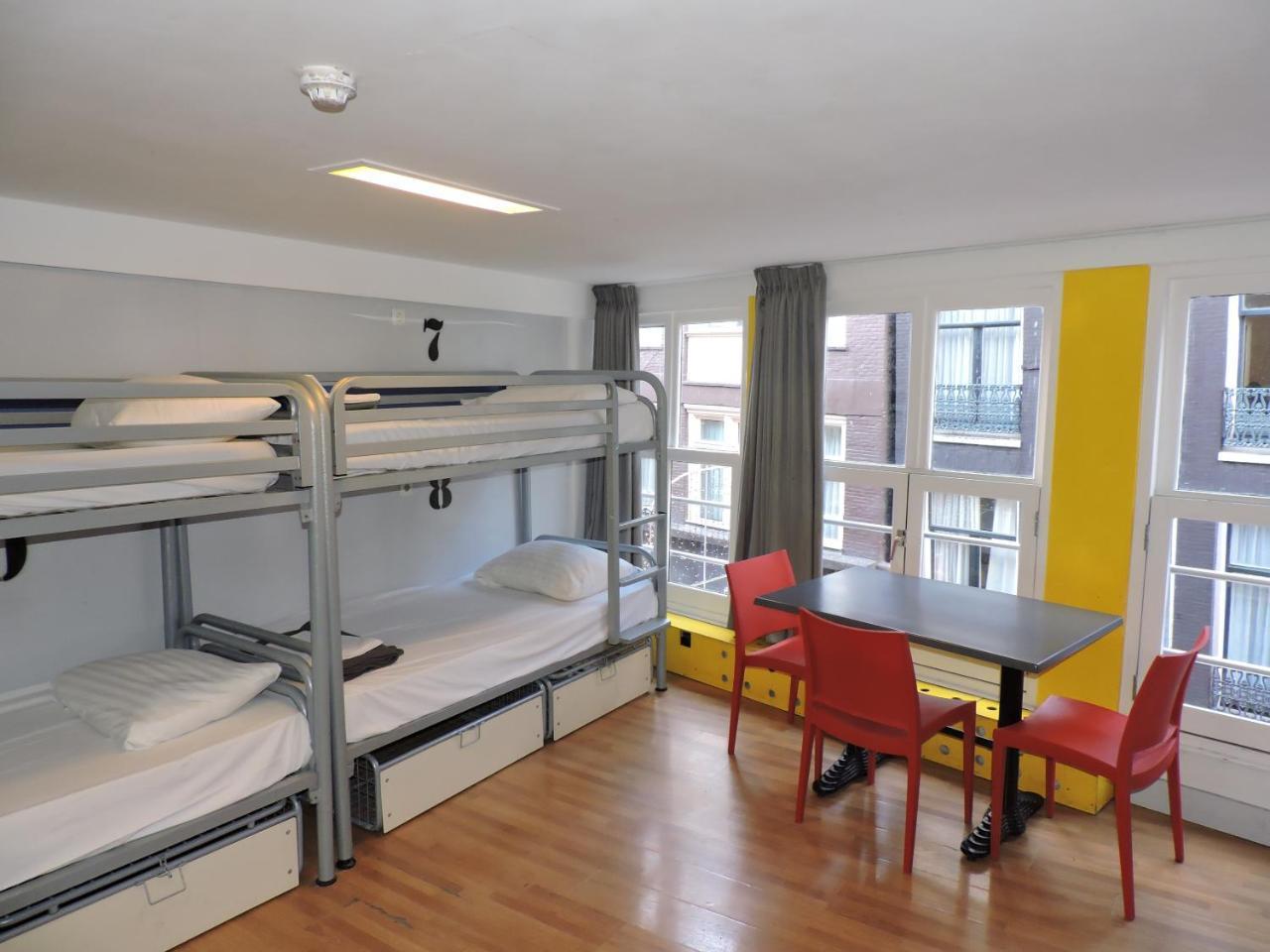 Bed 10-Bed Mixed Dormitory Room,765796126:JPEG