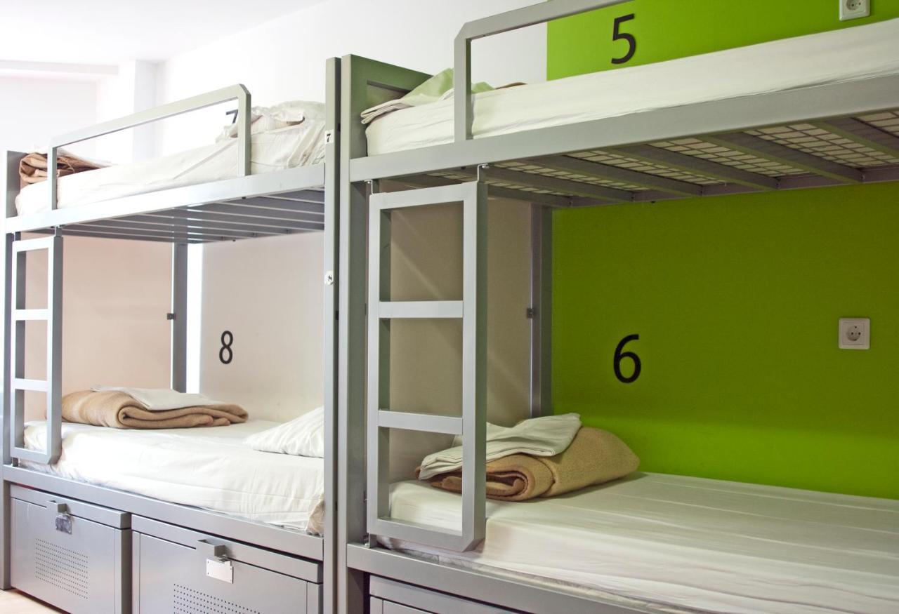 Bed 10-Bed Mixed Dormitory Room