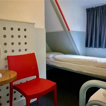 The White Tulip Hostel-2
